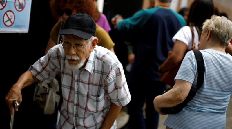 Más de un millón de bolívares cuestan los pañales para adultos