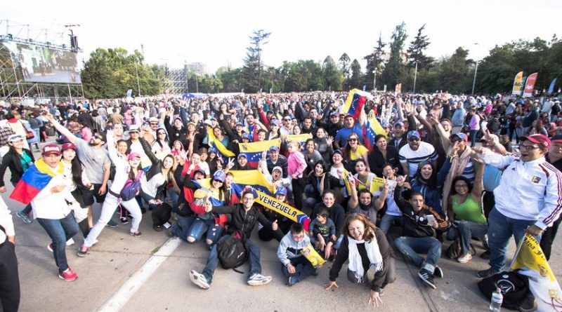 Venezolanos en Chile reciben con alegría al Papa Francisco