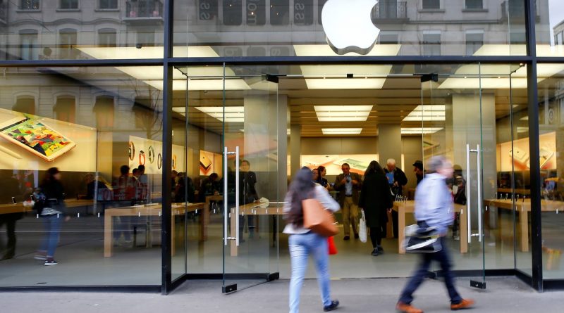 Ocho heridos leves al sobrecalentarse la batería de un iPhone en una tienda en Zúrich