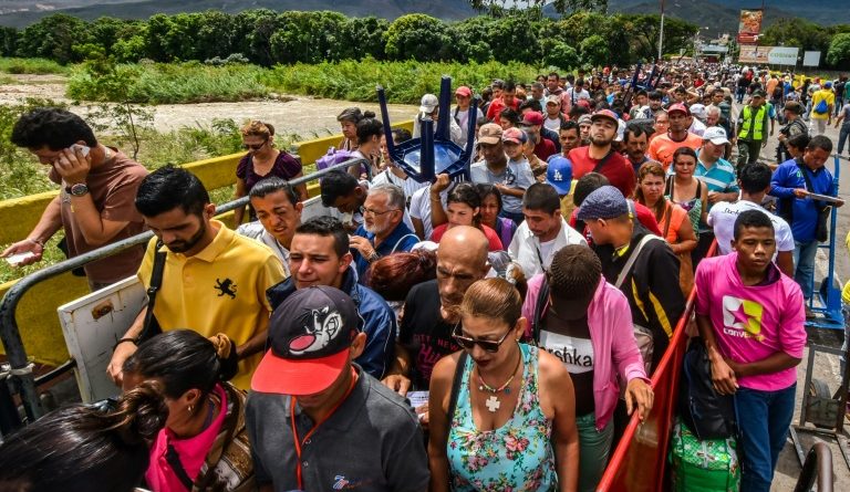 Más de 800.000 venezolanos han salido del país desde julio de 2017