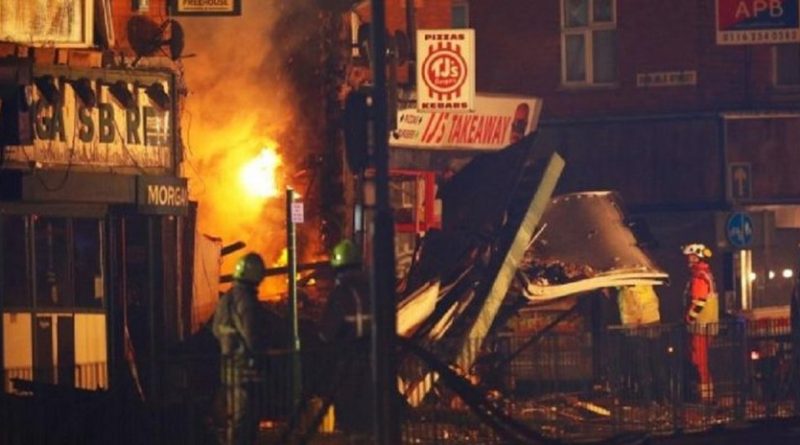 Cuatro muertos en explosión de un edificio en el Reino Unido