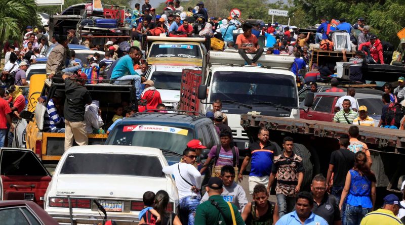 Migrar o morir: Los venezolanos llegan a Colombia a pesar de las fuertes medidas de control (Fotos)