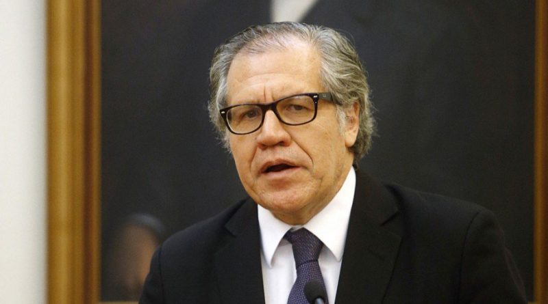 El secretario general de la Organización de los Estados Americanos, Luis Almagro, se pronunció con respecto a la detención arbitraria del doctor Enrique Aristeguieta Gramcko. LaPatilla.com Por medio de sus redes sociales acusó a Maduro de “tratar de callar voces de los disidentes a su desgobierno”, y exigió su liberación inmediata. “Exigimos la liberación inmediata de Enrique Aristeguieta, que se den noticias de su paradero y se respeten sus derechos. Una muestra más de las arbitrariedades de la dictadura de @NicolasMaduro tratando de acallar voces disidentes a su desgobierno”, escribió Almagro vía Twitter. Luis Almagro @Almagro_OEA2015 #2feb Exigimos la liberación inmediata de @EAristeguieta, que se den noticias de su paradero y se respeten sus derechos. Una muestra más de las arbitrariedades de la dictadura de @NicolasMaduro tratando de acallar voces disidentes a su desgobierno #Venezuela https://twitter.com/NTN24ve/status/959394435732733953 … 11:13 - 2 feb. 2018 145 145 respuestas 4.844 4.844 Retweets 2.103 2.103 me gusta Información y privacidad de Twitter Ads Aristeguieta Gramcko publicó por medio de las redes sociales que una comisión del Servicio Bolivariano de Inteligencia Nacional (Sebin), se lo llevó detenido en horas de la madrugada. Es importante resaltar que hasta el momento se desconoce el paradero del doctor y que según la Carta Magna venezolana solo podría quedar sujeto a un arresto domiciliario por ser mayor de 70 años. Esta orden está amparada por el artículo 231 del Código Orgánico Procesal Penal, contemplado en las leyes constitucionales. Gramcko es el último sobreviviente de la Junta Patriótica que derrocó al dictador Marcos Pérez Jiménez, y actualmente es el líder de la organización política Gana (Gran Alianza Nacional) y miembro del Consejo Directivo de Soy Venezuela. Pronunciamientos Almagro no es el único que se ha pronunciado con respecto a esta detención arbitraria del gobierno de Maduro. La Oficina del Alto Comisionado de Derechos Humanos de la Organización de las Naciones Unidas (ONU) también esta condenó la detención y llamaron a su inmediata liberación. Por otra parte, la Comunidad Internacional, en vocería de Ileana Ros-Lehtinen, alegó que “el régimen de Maduro le tiene tanto miedo a quien se le oponga que mando a sus compinches a arrestar a Aristeguieta”, y por ende, demandó su libertad y la de todos los que están injustamente encarcelados. La defensora de los Derechos Humanos, Lilian Tintori, y la fiscal general de Venezuela destituida por la constituyente cubana, Luisa Ortega Díaz, porque “solo en dictaduras se procesa por sus opiniones a ciudadanos como Enrique Aristeguieta Gramcko”.