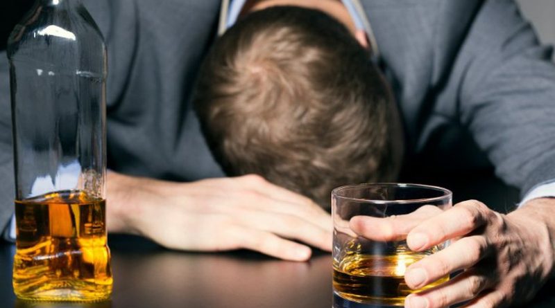 Conoce los cinco trucos para evitar que el alcohol no se te suba