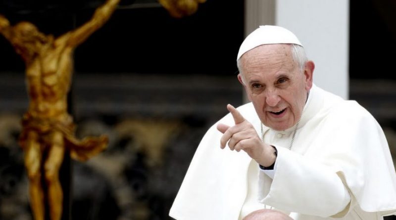 Papa Francisco solicitó combatir la usura causada por fenómenos como los juegos de azar