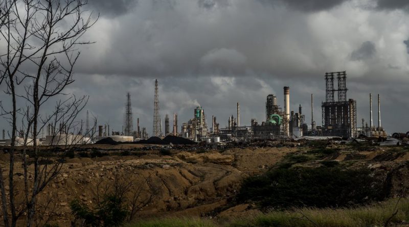 Reporte interno de Pdvsa revela que las refinerías en Venezuela y el Caribe trabajarán al 43 por ciento en marzo