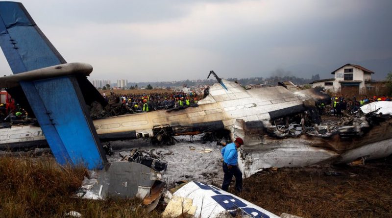 En fotos: Accidente aéreo en Nepal deja 49 muertos y 22 heridos